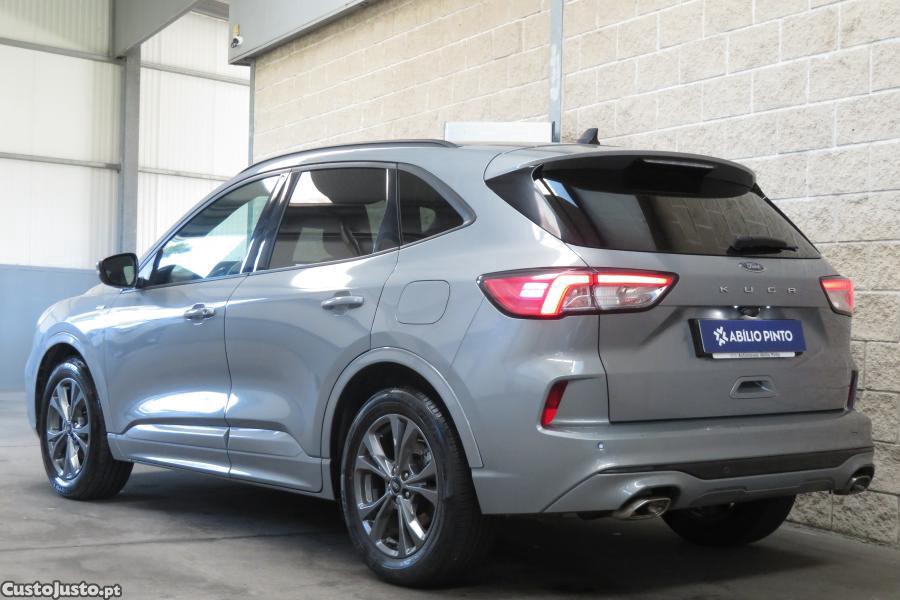 Ford Kuga 1.5 EcoBoost ST-Line — fotografia 28