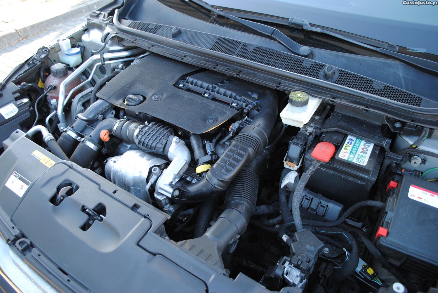 Peugeot 308 Sw 1.6 hdi Allure — fotografia 5