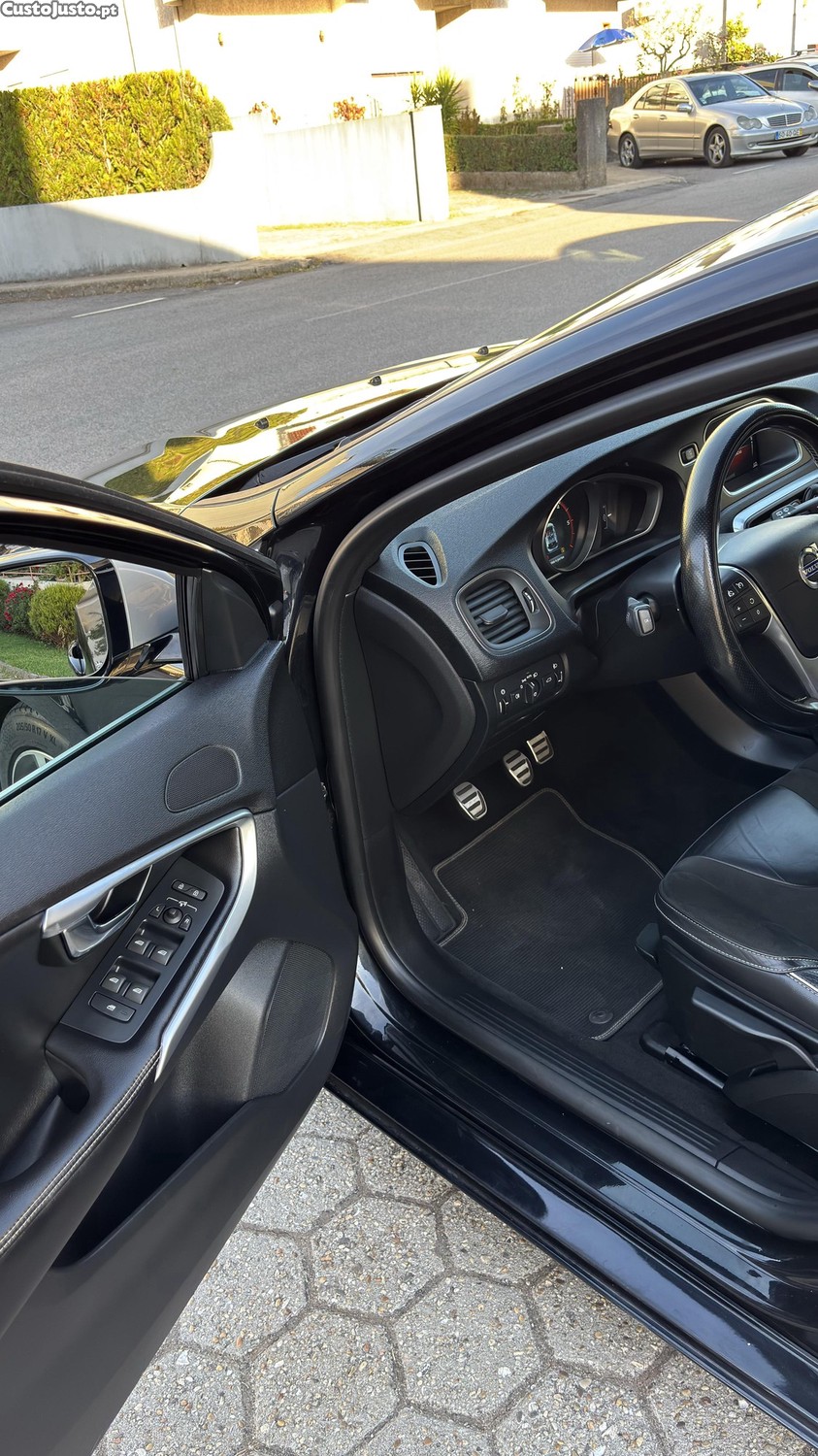 Volvo V40 R-design - 15 — photo 5