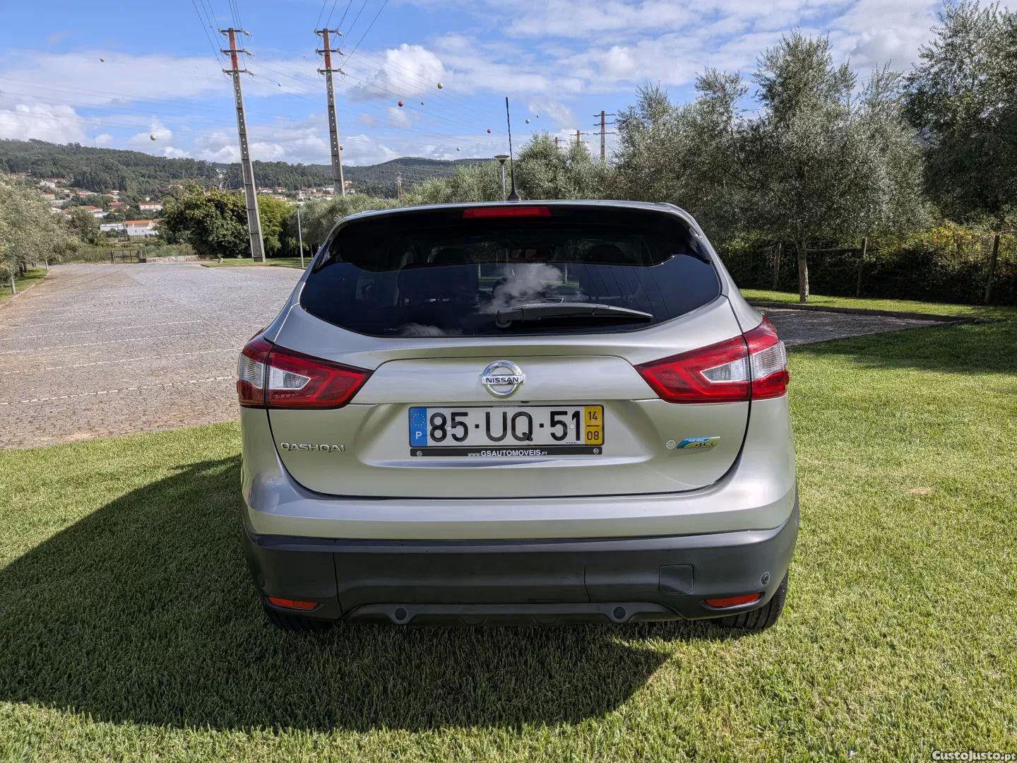 Nissan Qashqai 1.6 dci n-connecta led - 14 foto 2