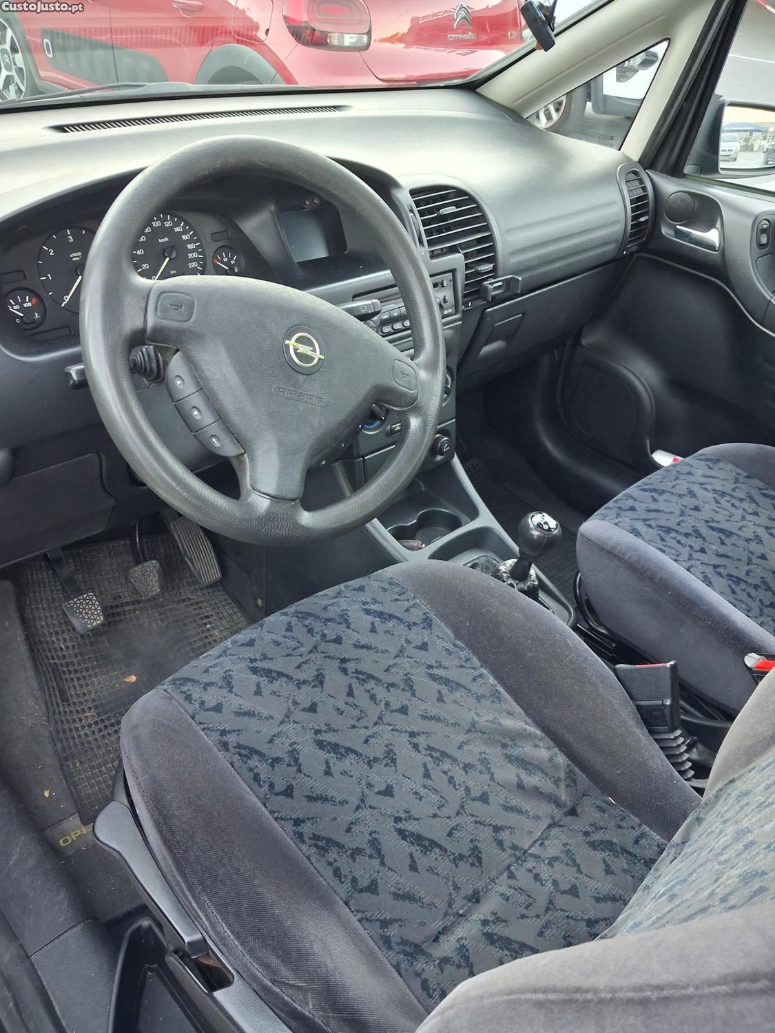 Opel Zafira 2.0 - 00 foto 3