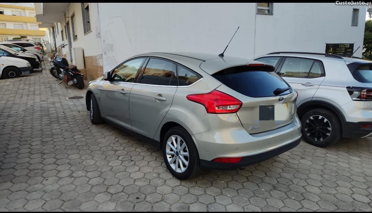 Ford Focus ecoboost — photo 3