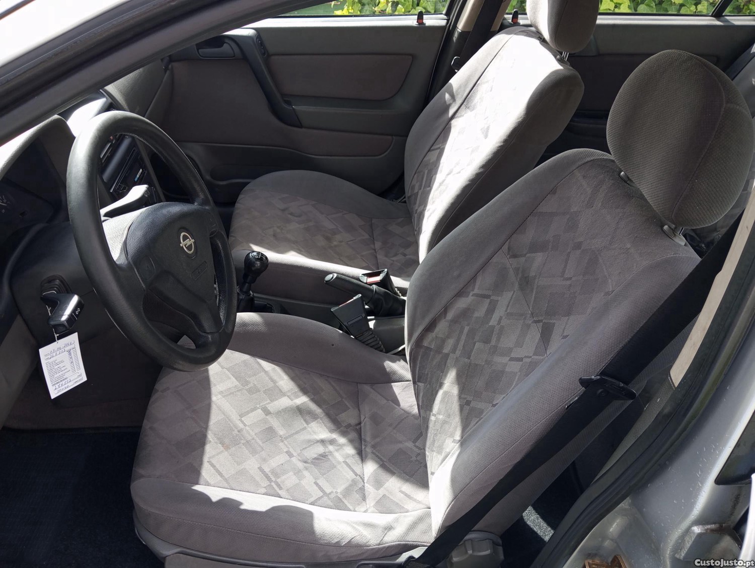 Opel Astra Caravan 2.0 Dti — fotografia 4