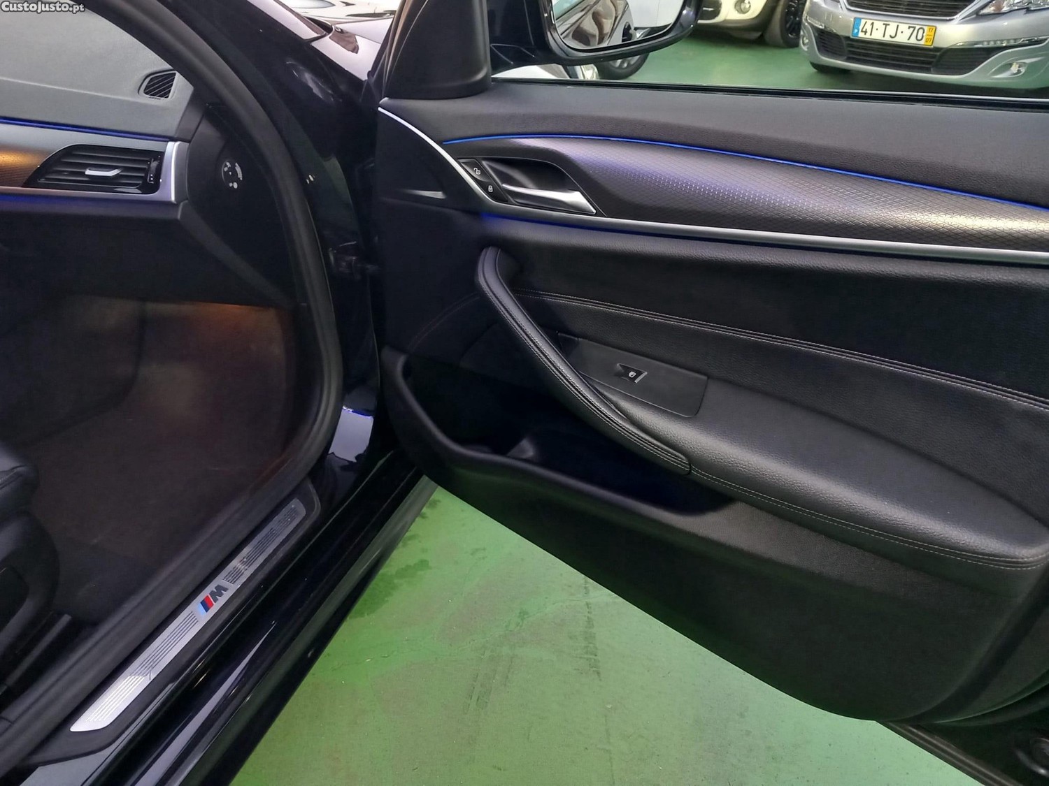 BMW 520 d Pack Desportivo M Auto — fotografia 16