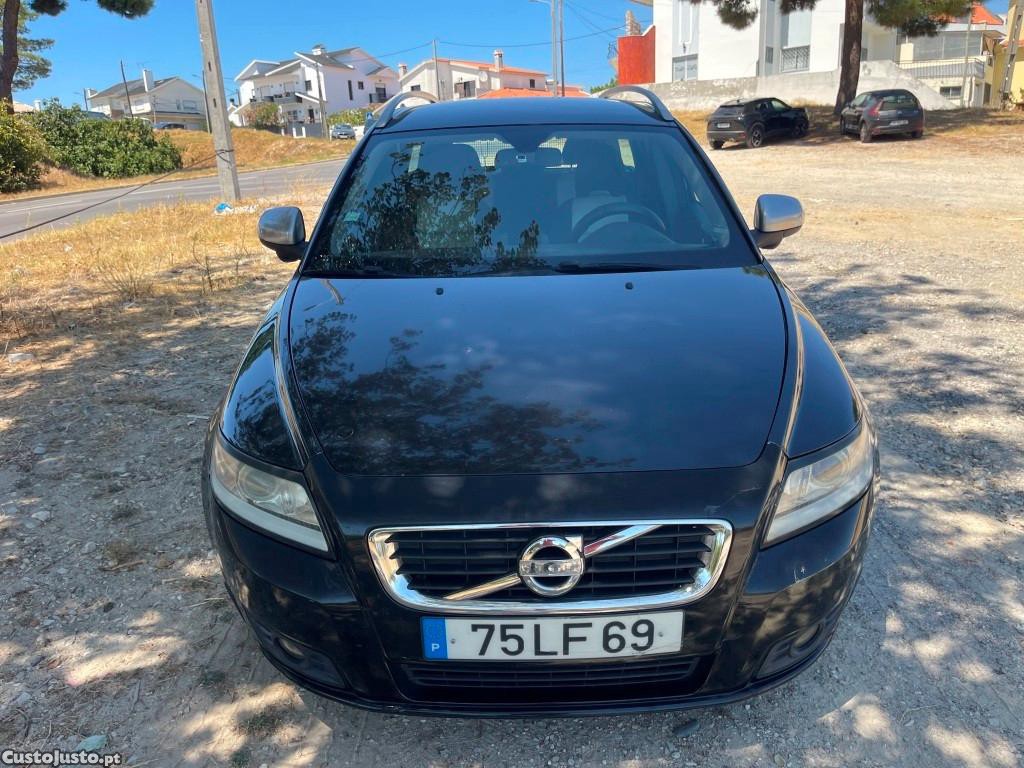Volvo V50 1.6 D Drive R-Design — photo 2