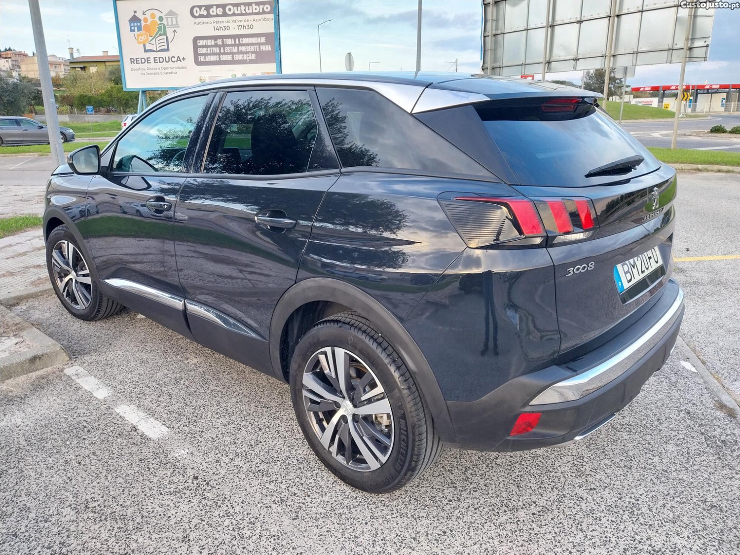 Peugeot 3008 1.5 Blue HDI Allure — fotografia 7