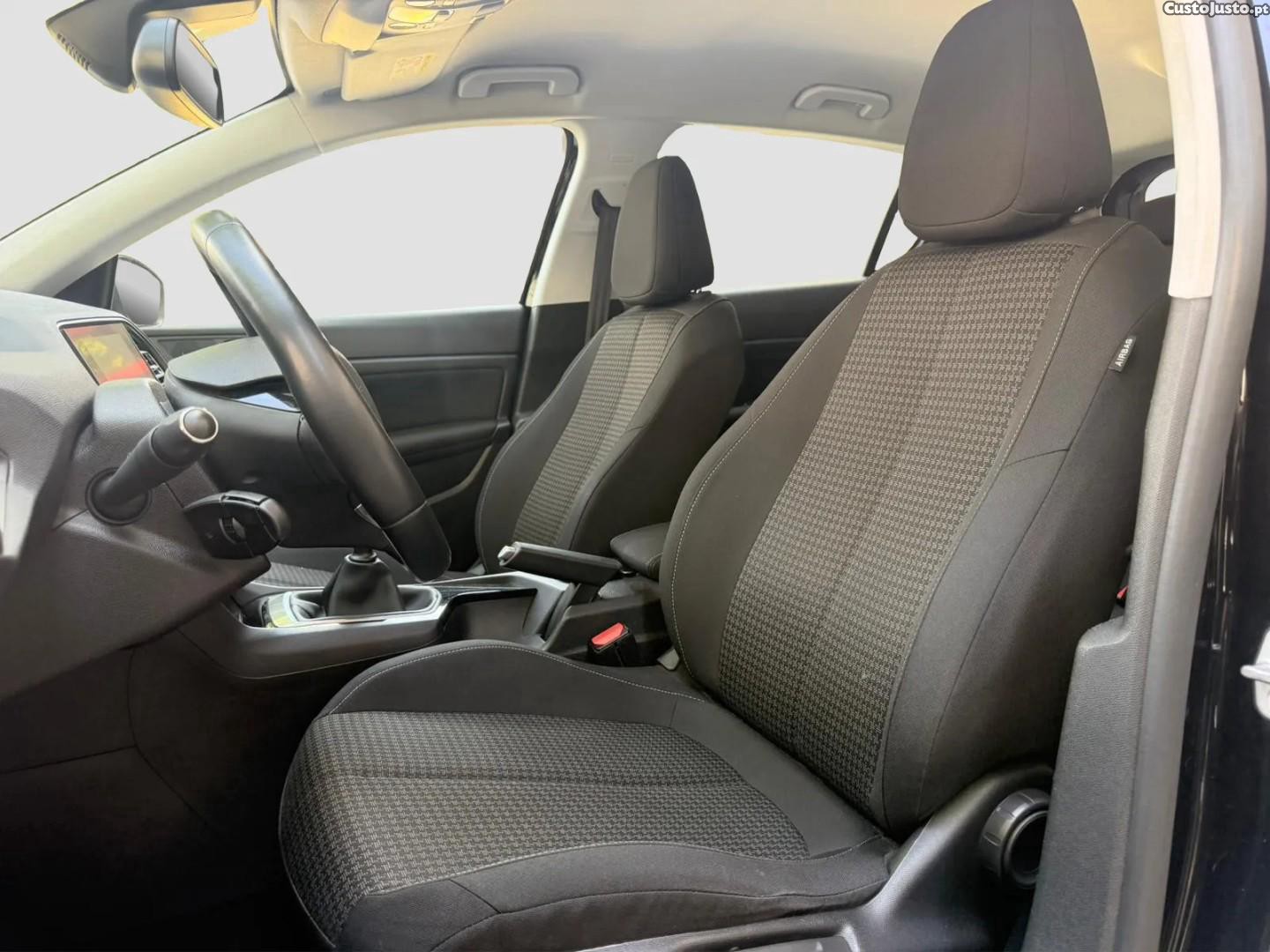 Peugeot 308 1.2 PureTech Active Pack — fotografia 6