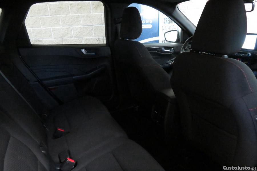 Ford Kuga 1.5 EcoBoost ST-Line — fotografia 8
