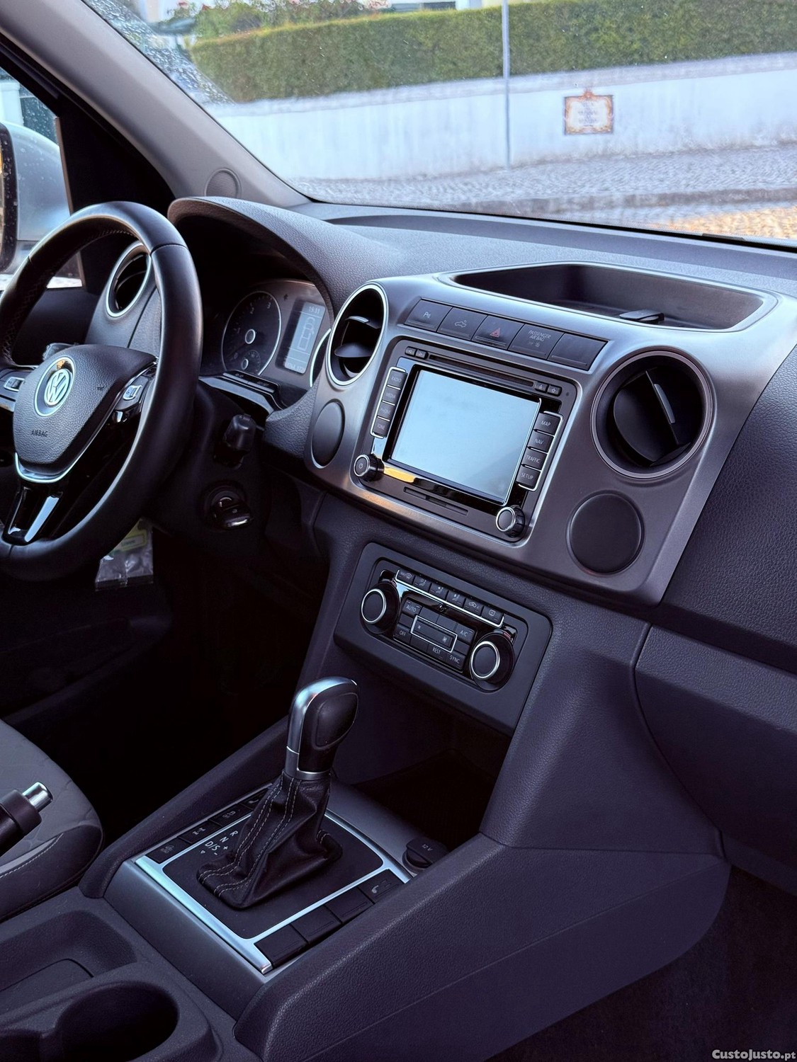 VW Amarok Higline - 16 — photo 2