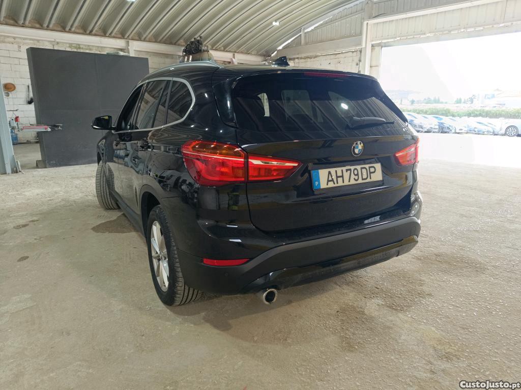 BMW X1 16 d sDrive - 21 foto 5
