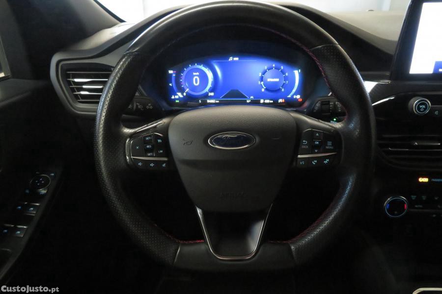 Ford Kuga 1.5 EcoBoost ST-Line — fotografia 25