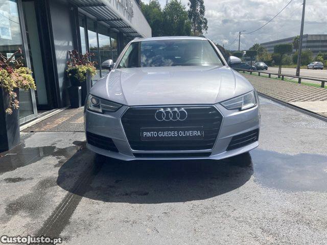 Audi A4 2.0 TDI Advance - 17 foto 2