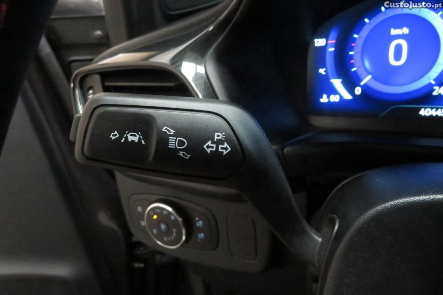 Ford Puma 1.0 EcoBoost MHEV ST — fotografia 18