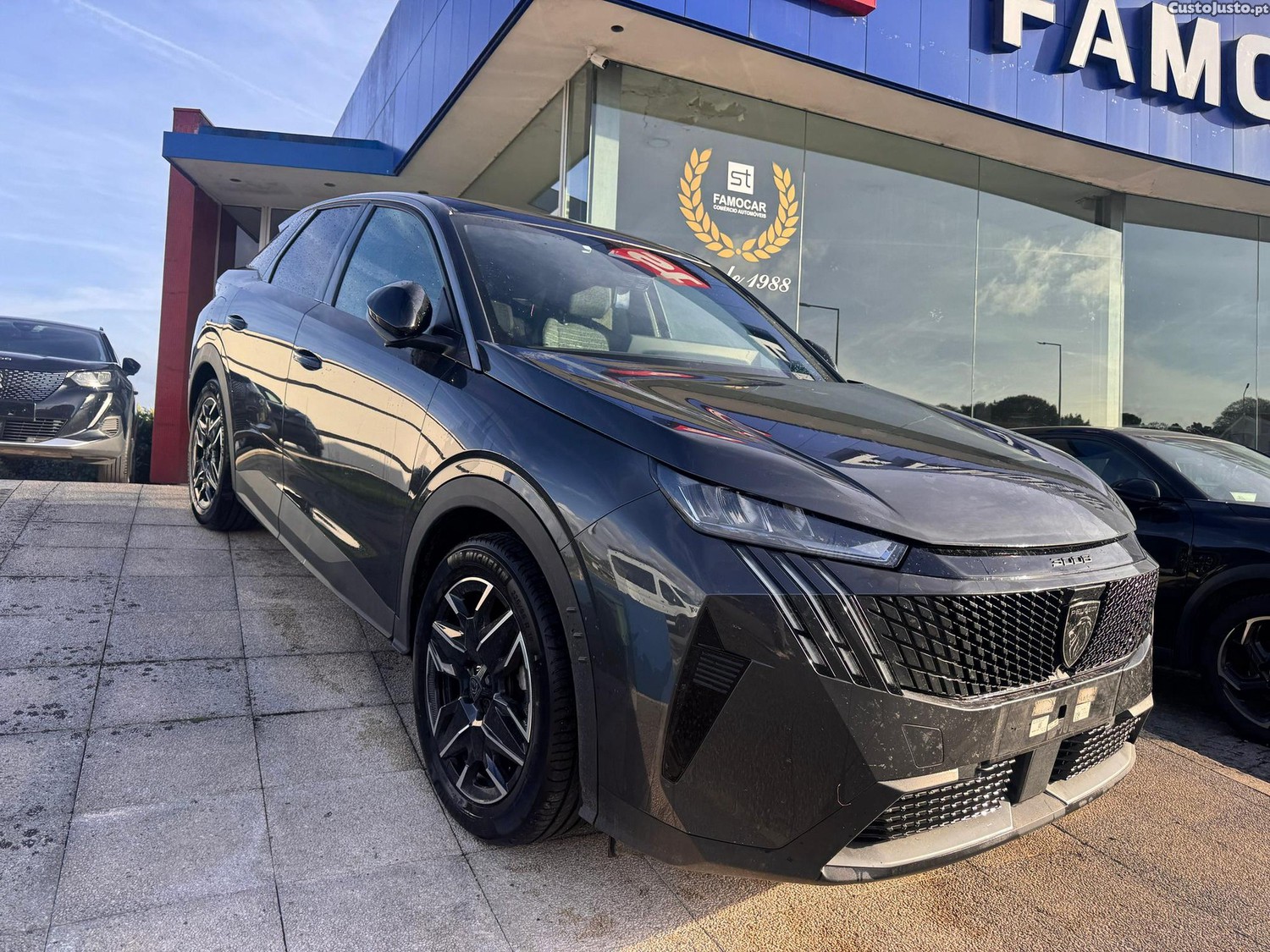 Peugeot 3008 1.2 Hybrid Allure e-DCS6 - 25 — photo 2