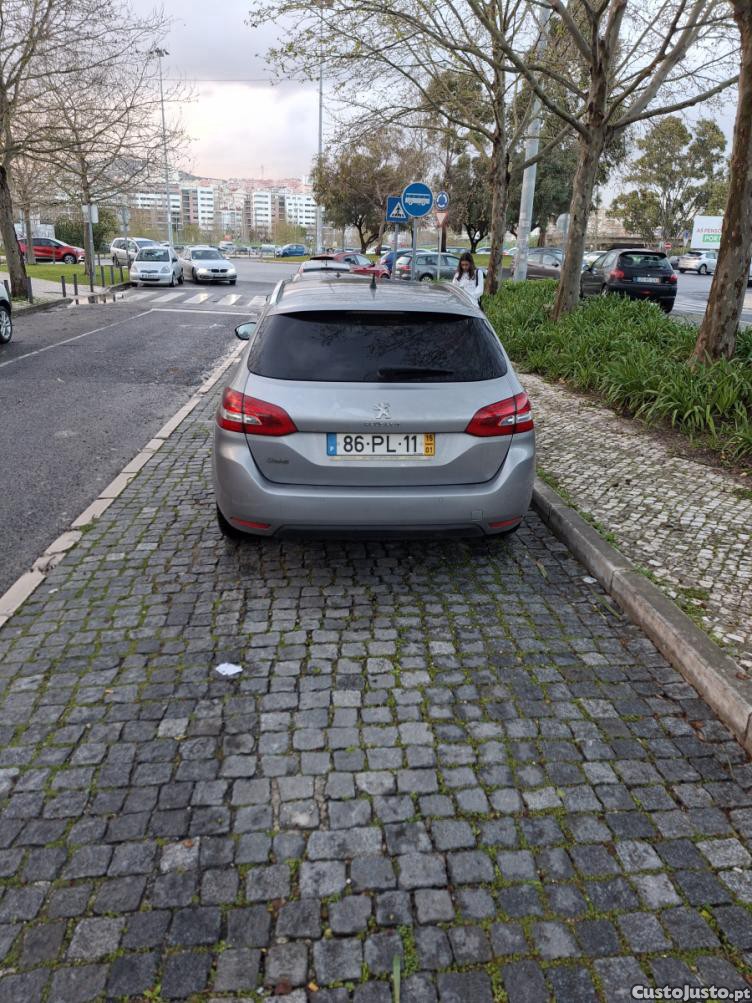 Peugeot 308 SW — fotografia 3