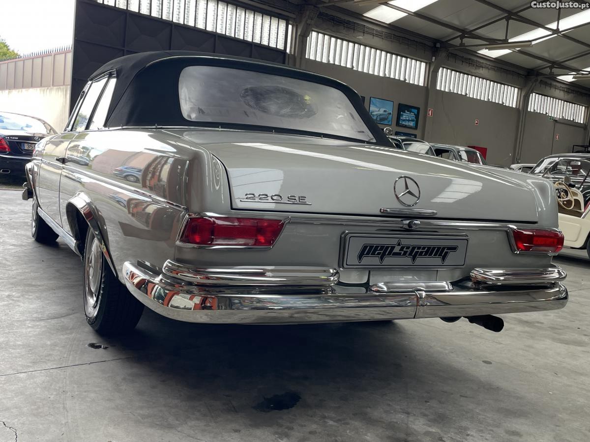 Mercedes-Benz 220 SE foto 4