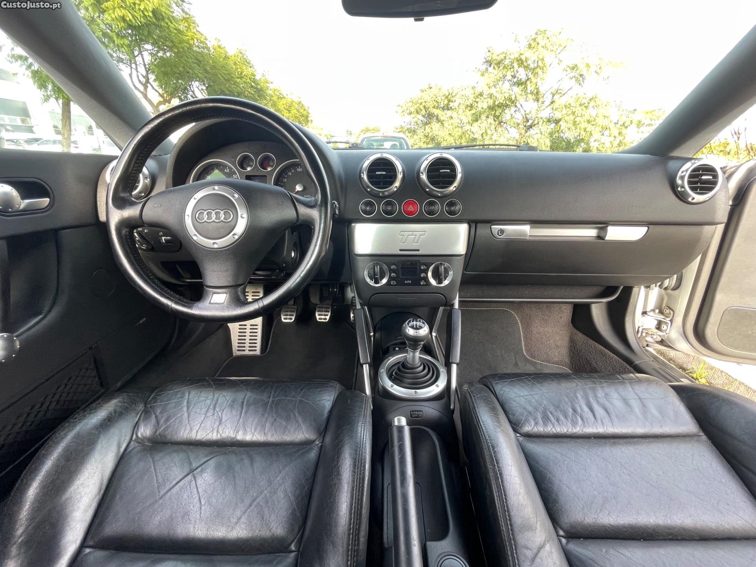 Audi TT 1.8T — photo 2