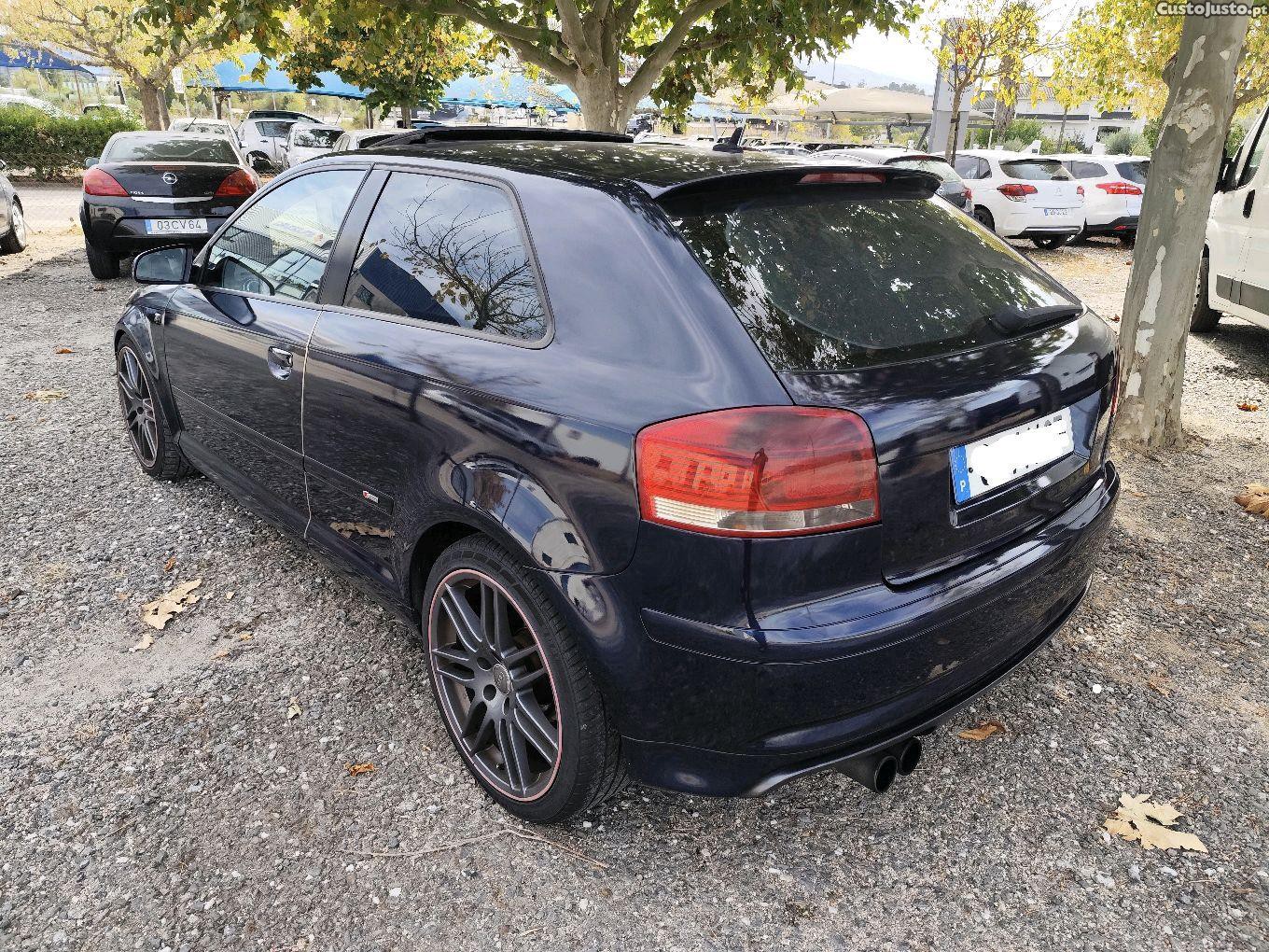 Audi A3 2.0TDI S LINE — photo 2