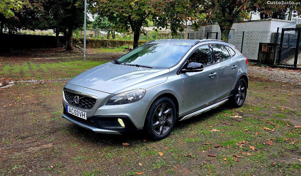 Volvo V40 1.6d Cross Country automático — photo 2