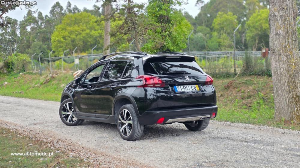 Peugeot 2008 1.6 BlueHDi GT Line - 16 foto 5
