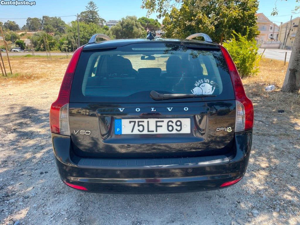 Volvo V50 1.6 D Drive R-Design — photo 5