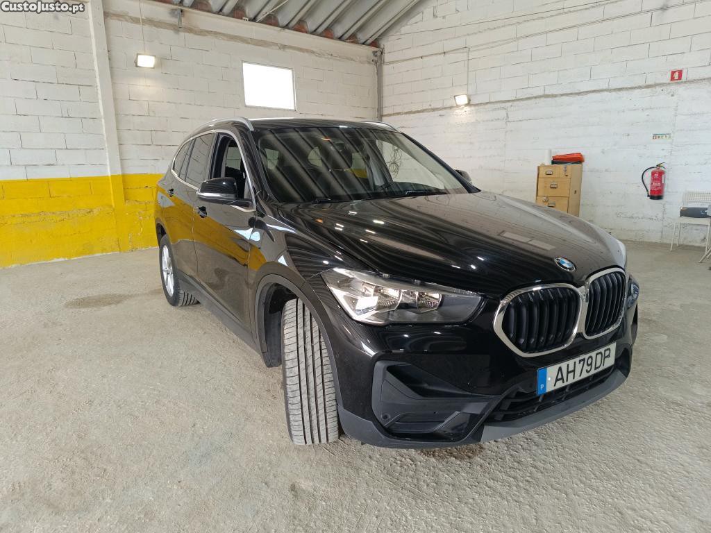 BMW X1 16 d sDrive - 21 foto 3