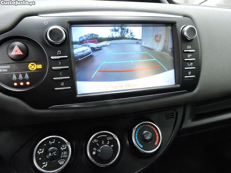Toyota Yaris 1.4 d-4d comfort+p.style — fotografia 5