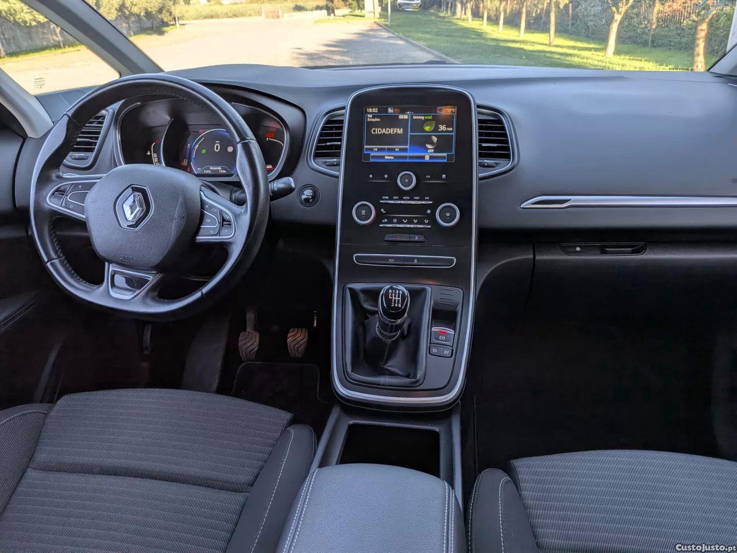 Renault Scénic 1.3 tce limited - 17 — photo 3