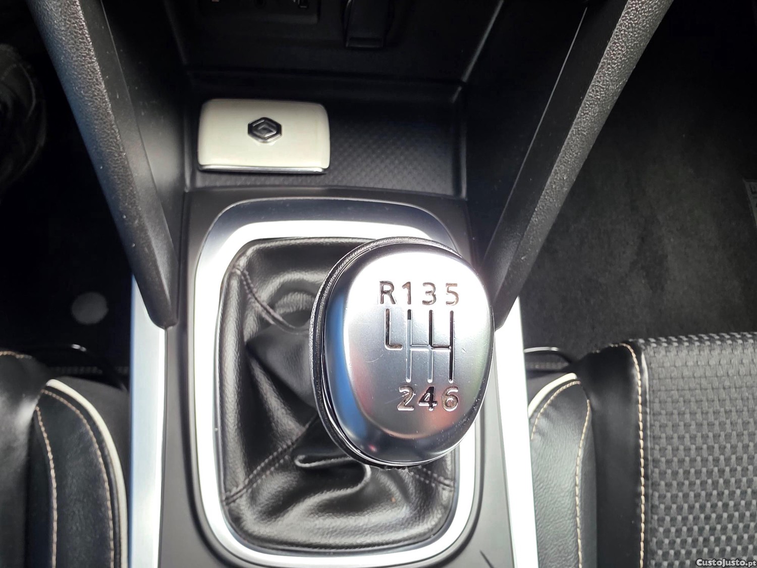 Renault Mégane ST 1.5 DCI Bose Edition — fotografia 15