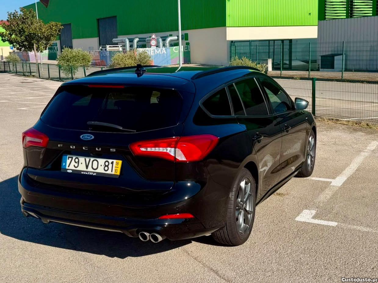 Ford Focus ST line - 18