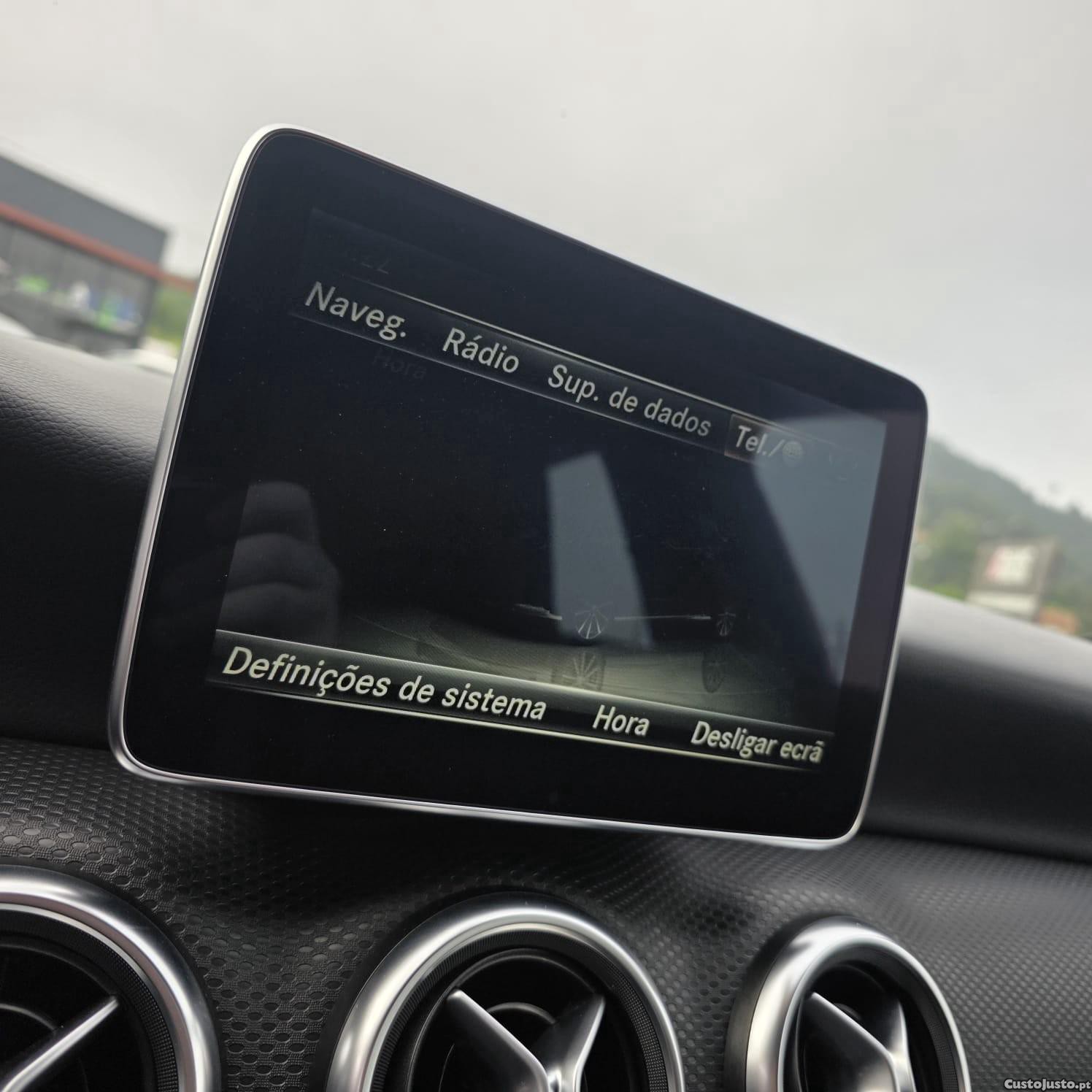 Mercedes-Benz A 180 Dynamic Edition — fotografia 3