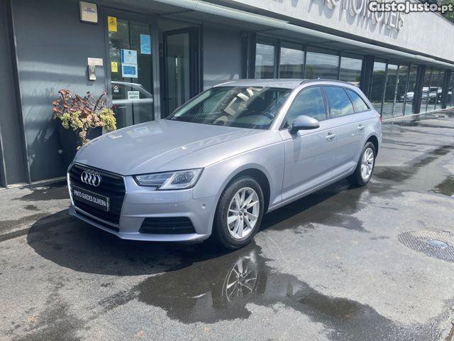 Audi A4 2.0 TDI Advance - 17 foto 3