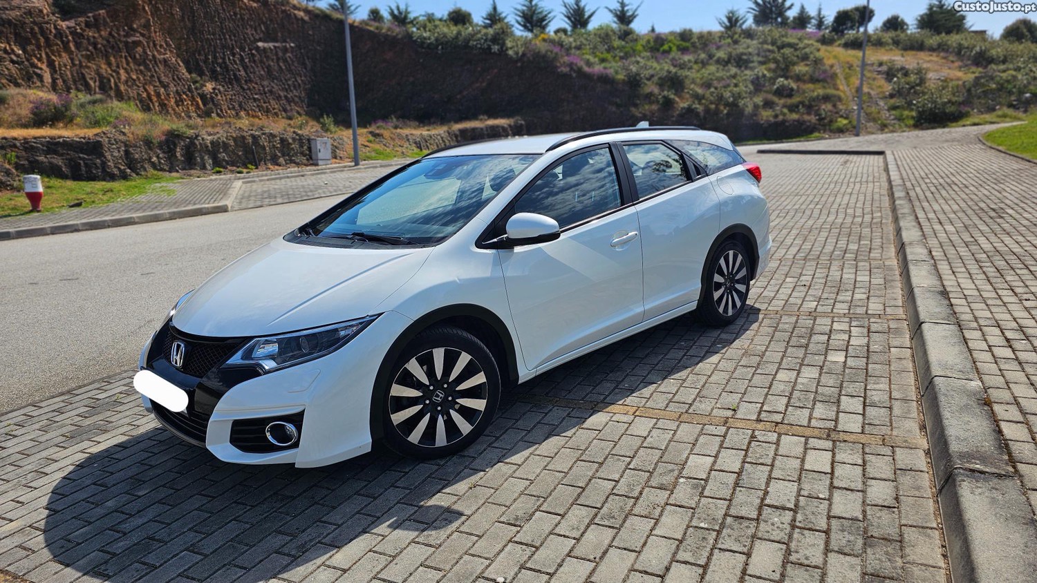 Honda Civic Tourer — fotografia 7