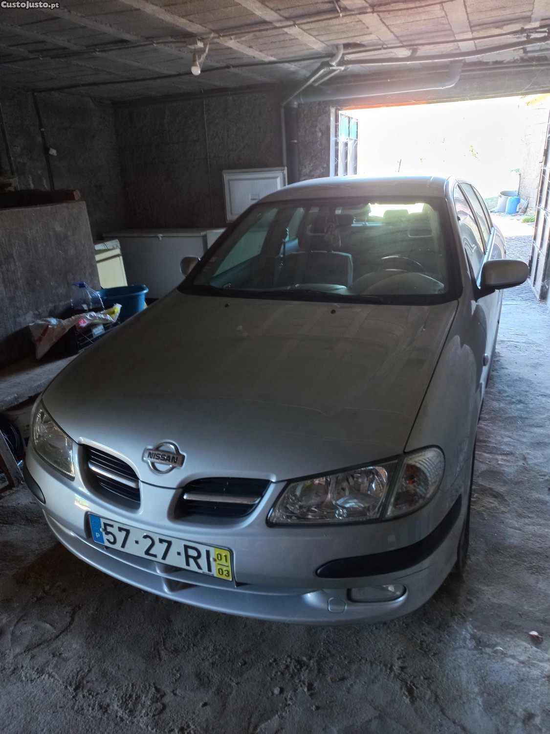 Nissan Almera Nissan Almera 1.5 Gasolina - 01 foto 2