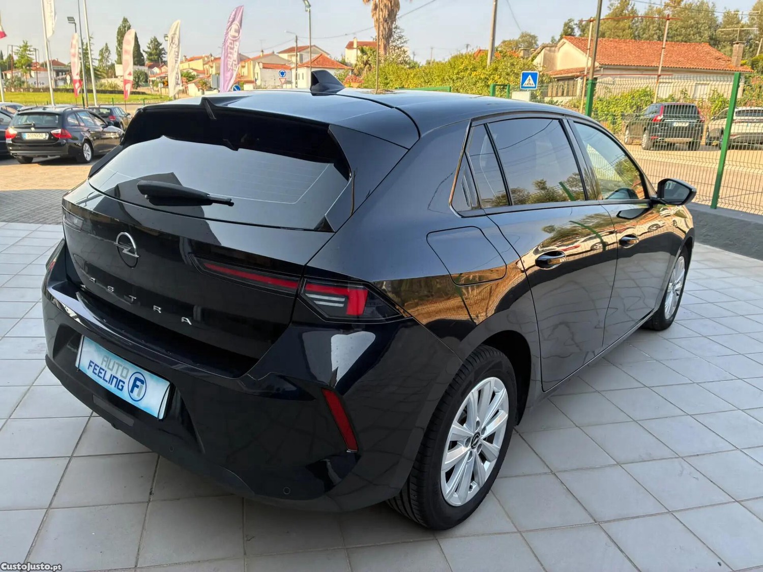 Opel Astra 1.5 D Edition Aut. - 25 foto 3