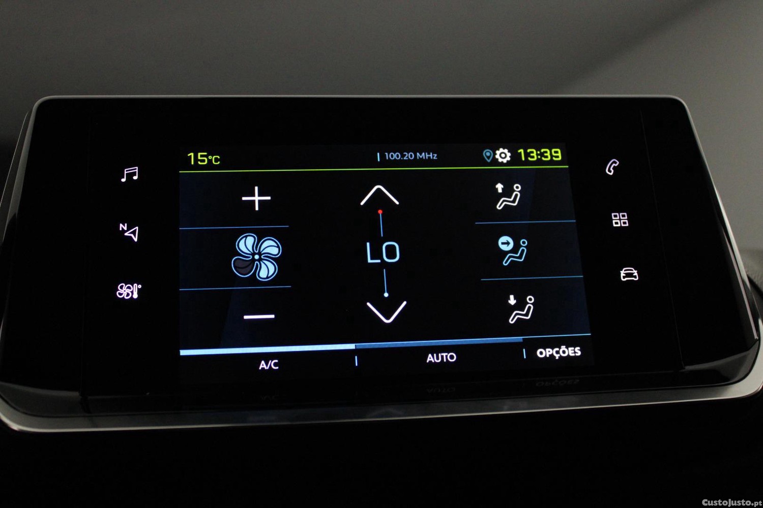 Peugeot e-2008 ALLURE 136CV 50.0 Kwh (AUTO) - 23 foto 4