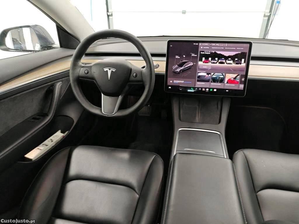 Tesla Model 3 Long-Range AWD - 22 foto 4