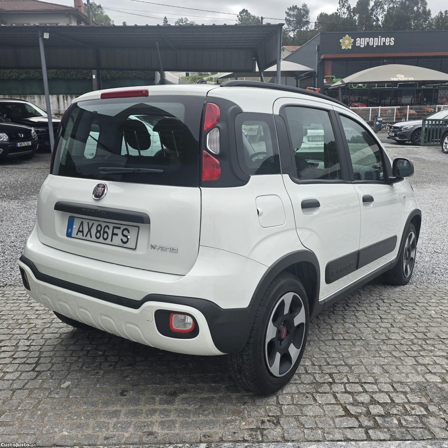 Fiat Panda 1.0 Hybrid City Cross - 22 — photo 2