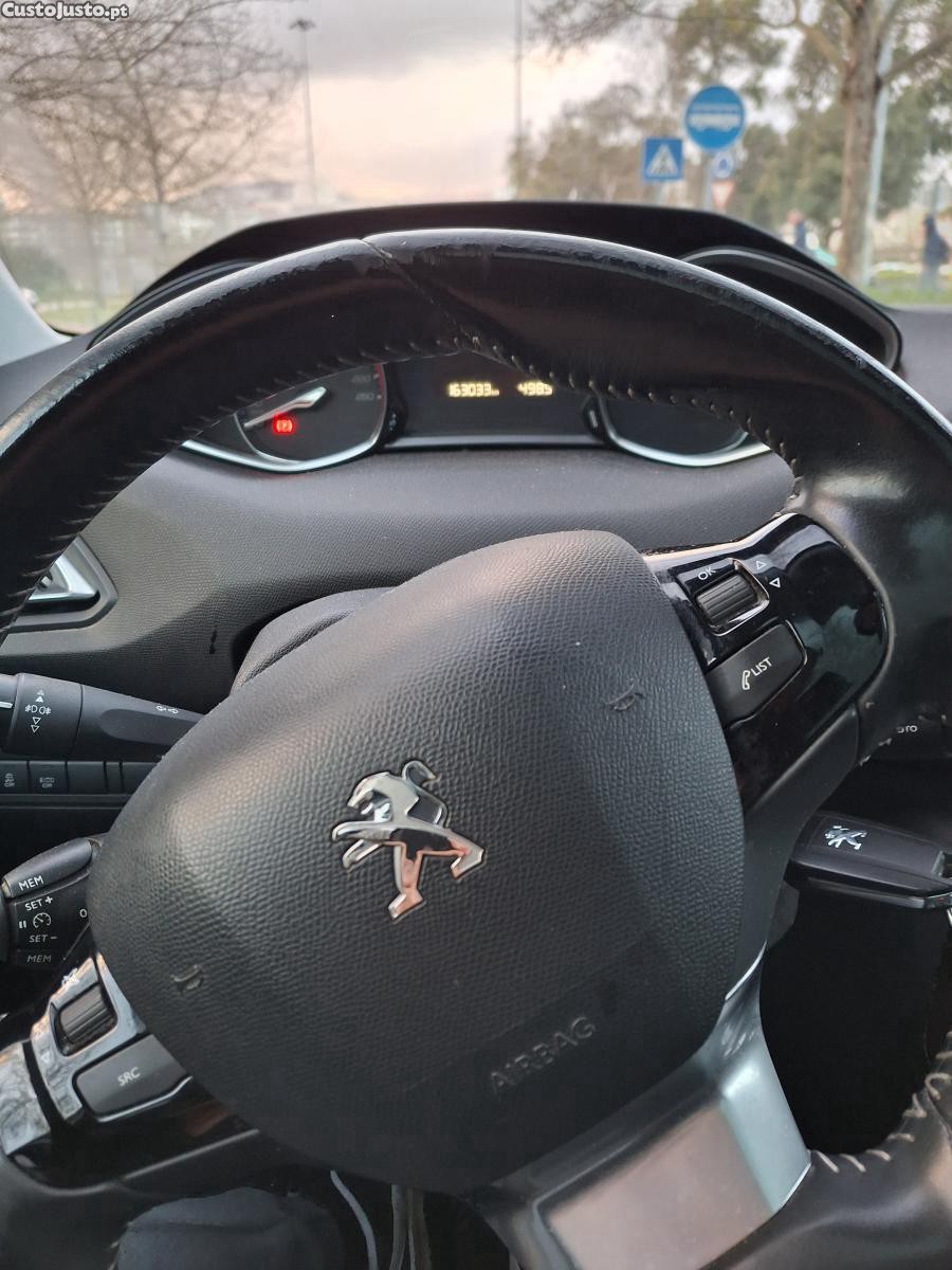 Peugeot 308 SW — fotografia 4