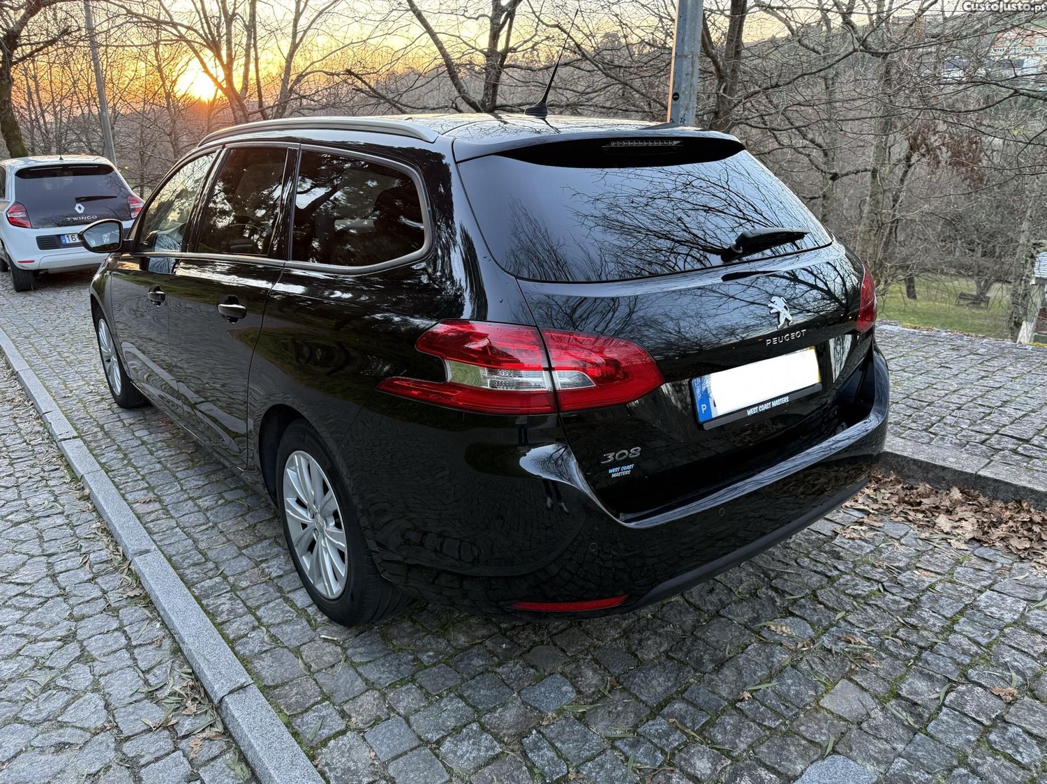 Peugeot 308 1.6HDI 120cv STYLE — fotografia 7