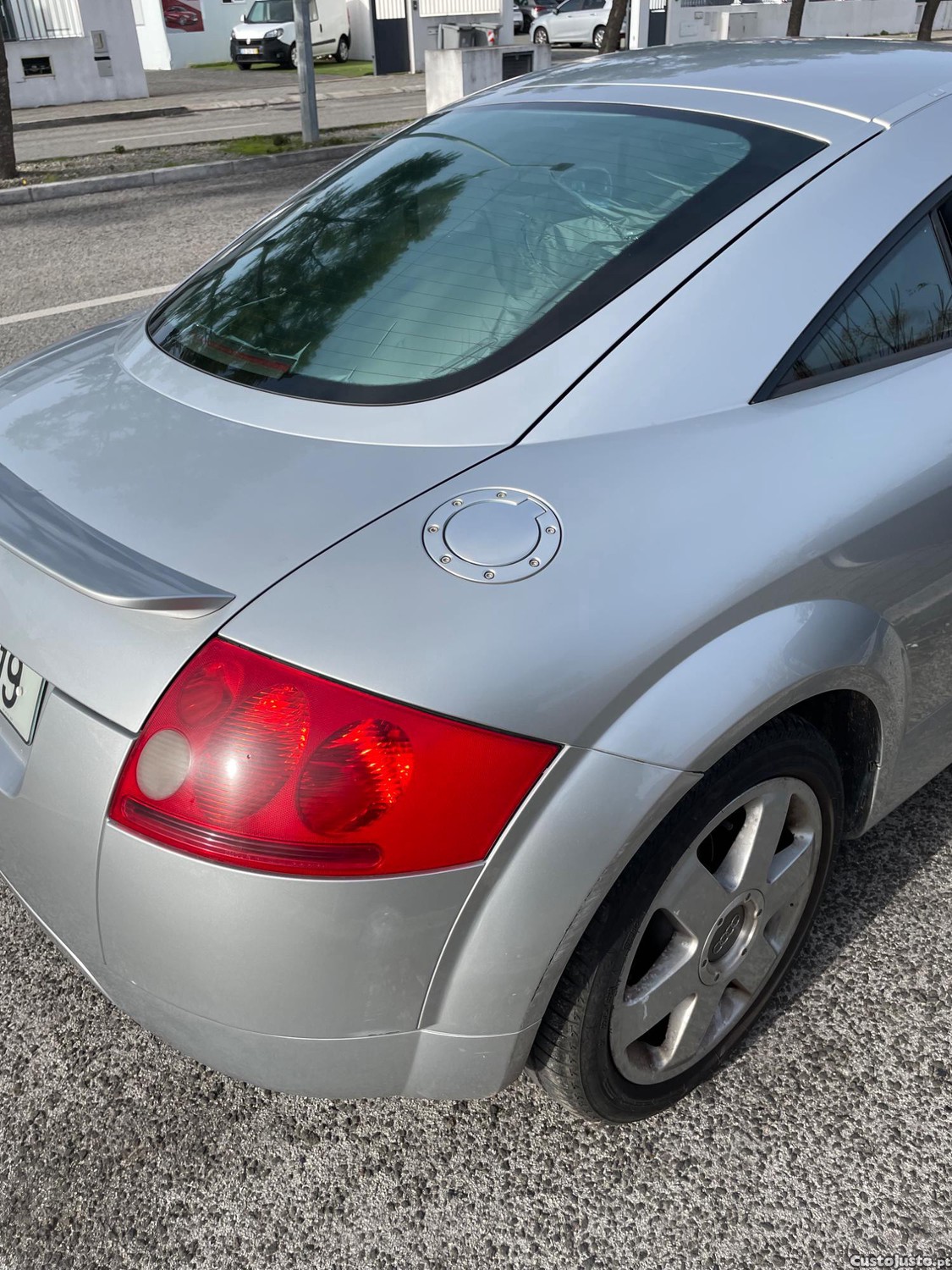 Audi TT 1.8T — photo 5