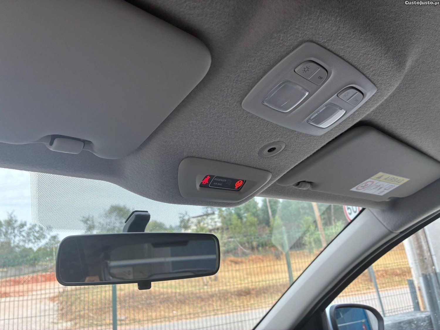 Dacia Duster 1.3 TCe Prestige EDC — fotografia 15