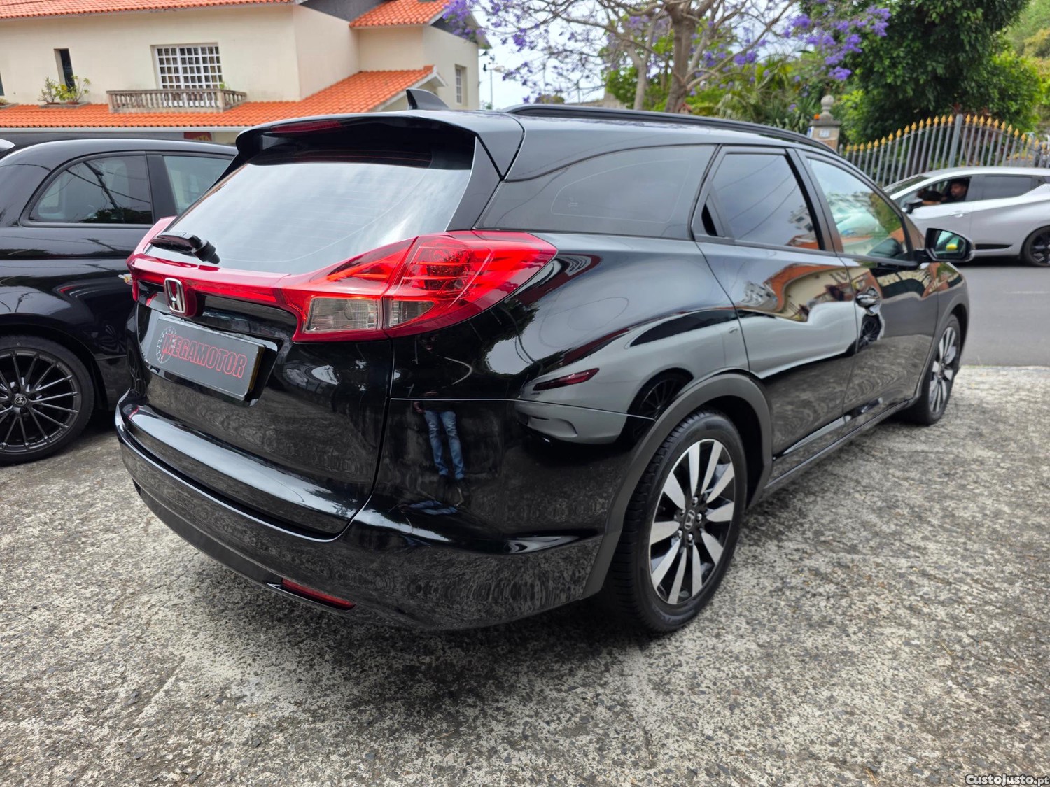 Honda Civic Tourer 1.6 i-DTEC Comfort — fotografia 30