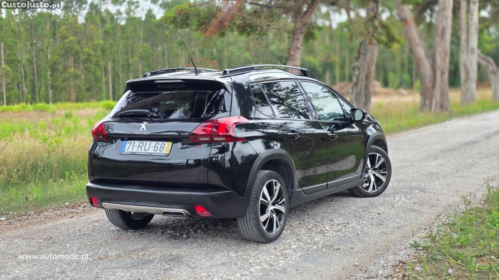 Peugeot 2008 1.6 BlueHDi GT Line - 16 foto 4