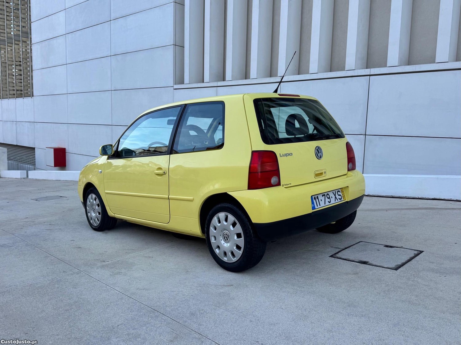 VW Lupo 1.0 Confort - 04 foto 4