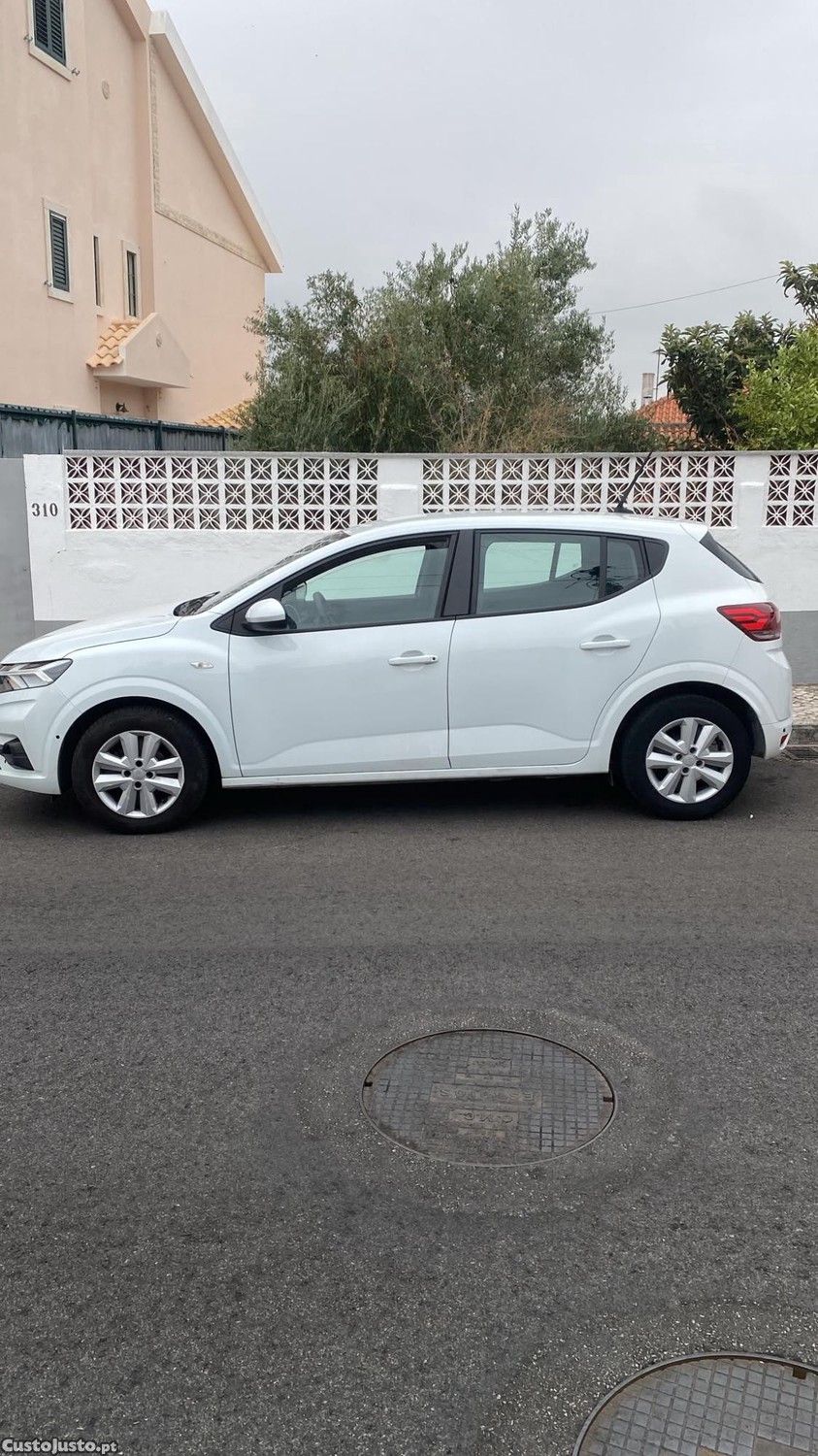 Dacia Sandero 1.0 ECO-G ESSENTIAL BI - 23 — photo 4