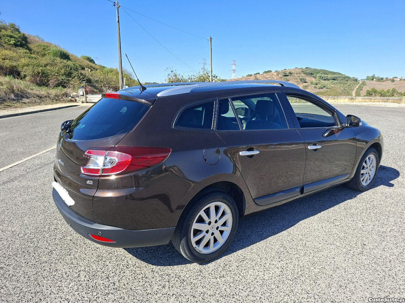 Renault Mégane 1.5 Dci 110cv Estimada - 11 foto 4
