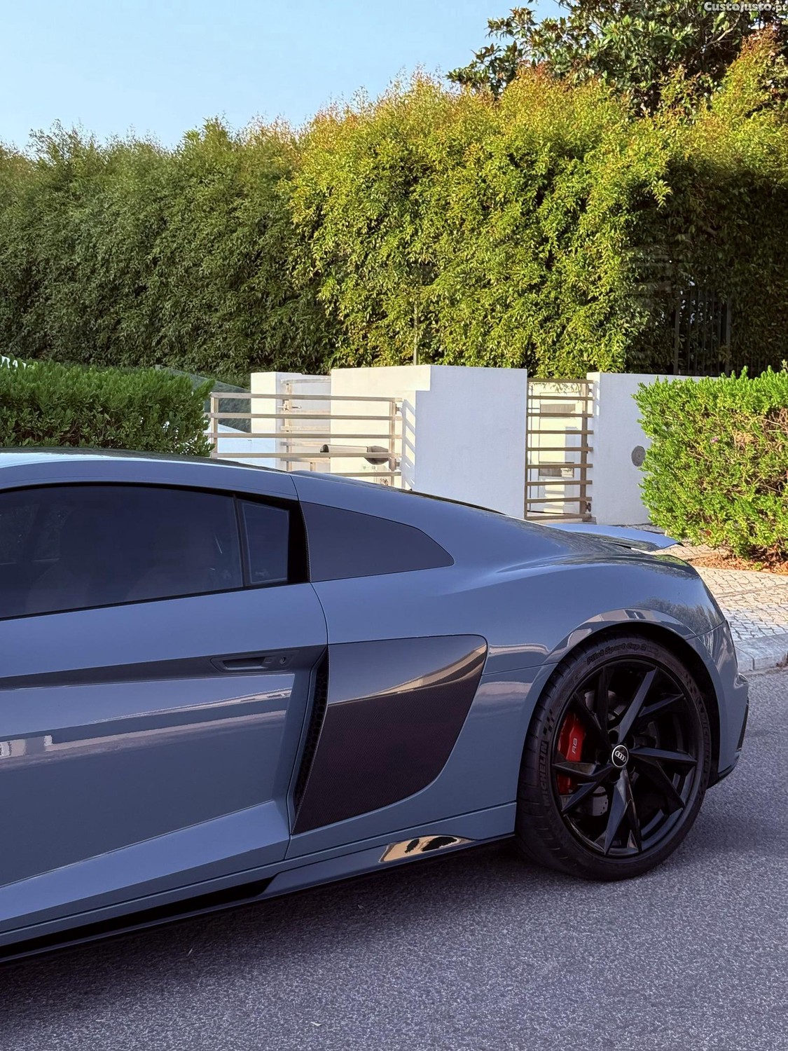 Audi R8 Coupe 5.2 V10 — fotografia 3
