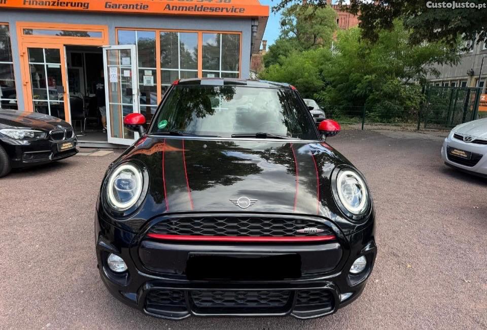 MINI Cooper Jonh Cooper Works - 18 foto 2