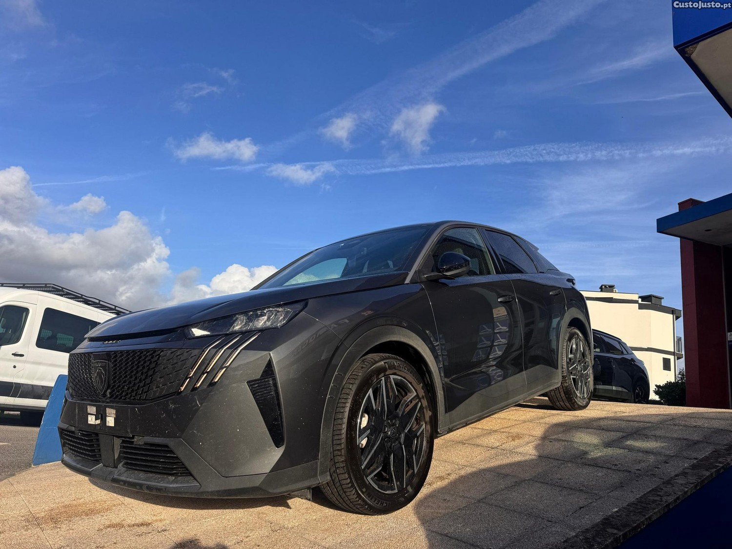 Peugeot 3008 1.2 Hybrid Allure e-DCS6 - 25 — photo 4